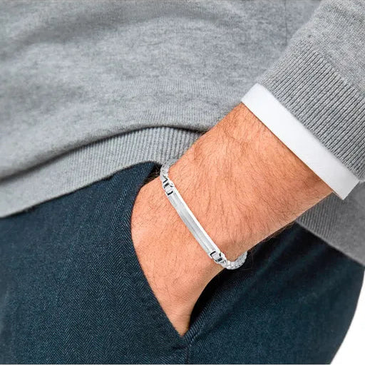 s.Oliver Herren-ID-Armband silber – mit Kreuz-Detail