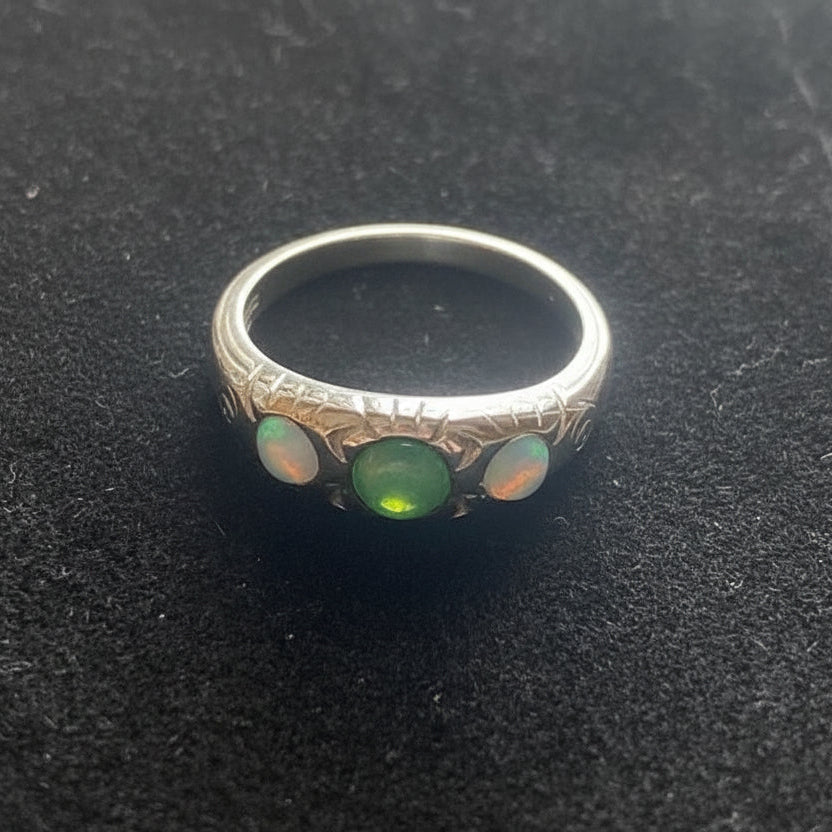 My Jewellery Ring Goldfarben mit grünen Steinen