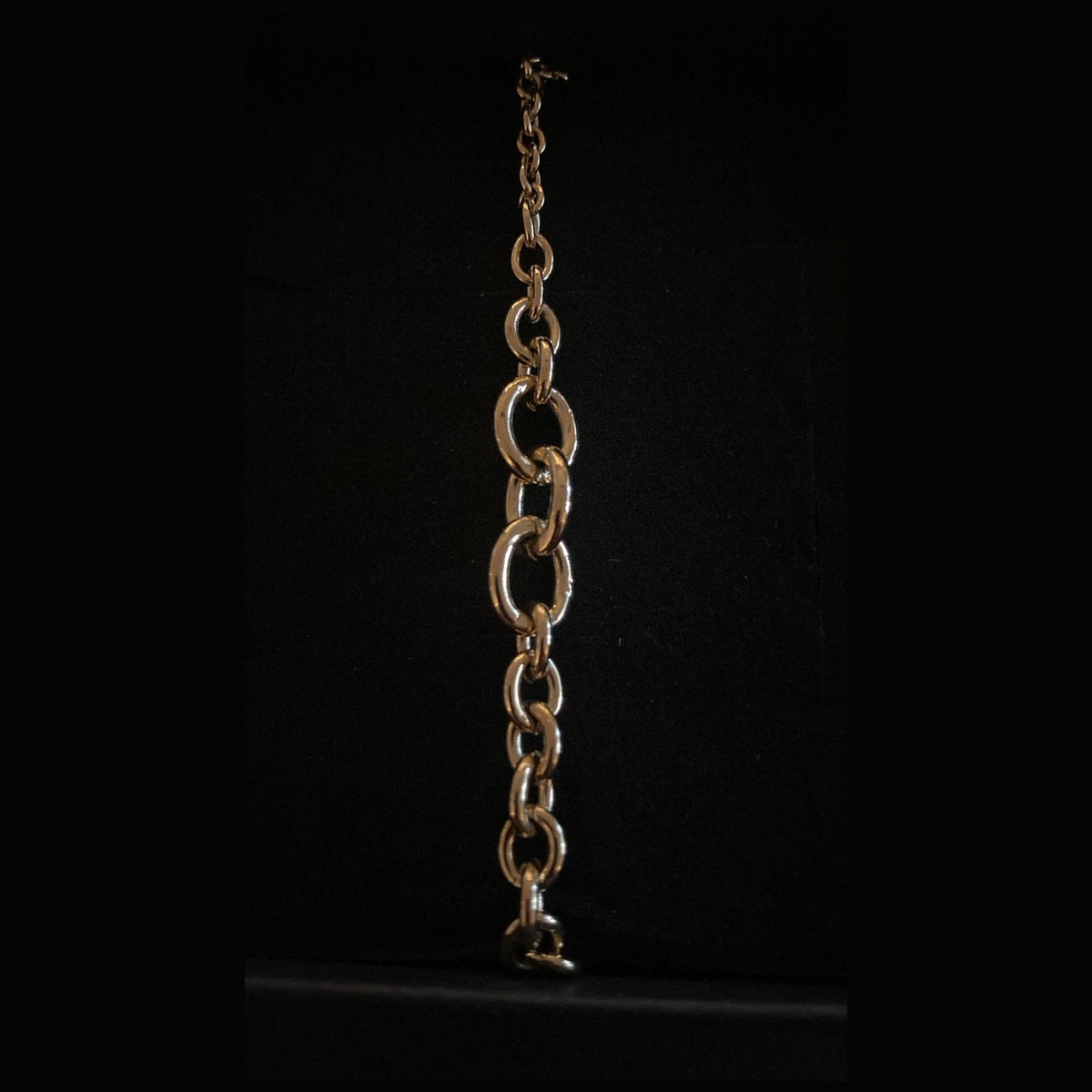 Damenarmband gold mit ovalen Ankergliedern