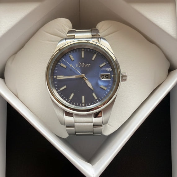 s.Oliver Herrenuhr 2037714 – silber, blaues Zifferblatt